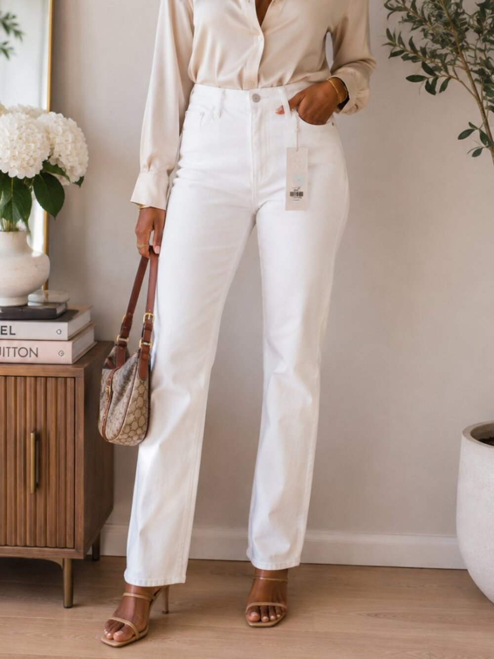NWT Carlisle New York White Straight Leg Jeans Size 8